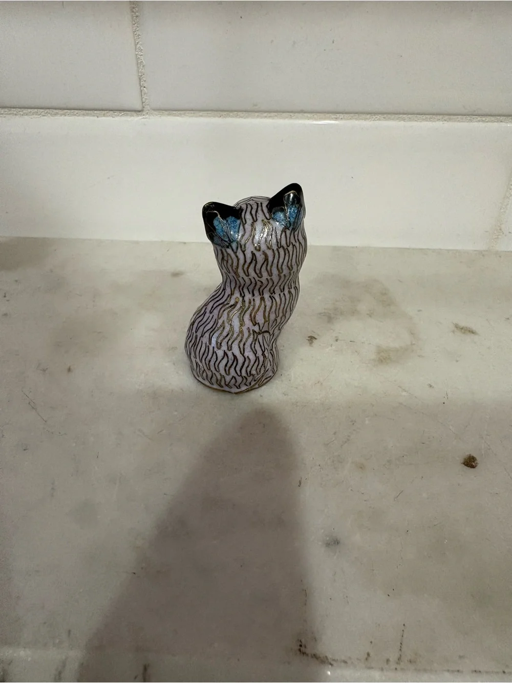 N/A decorative white